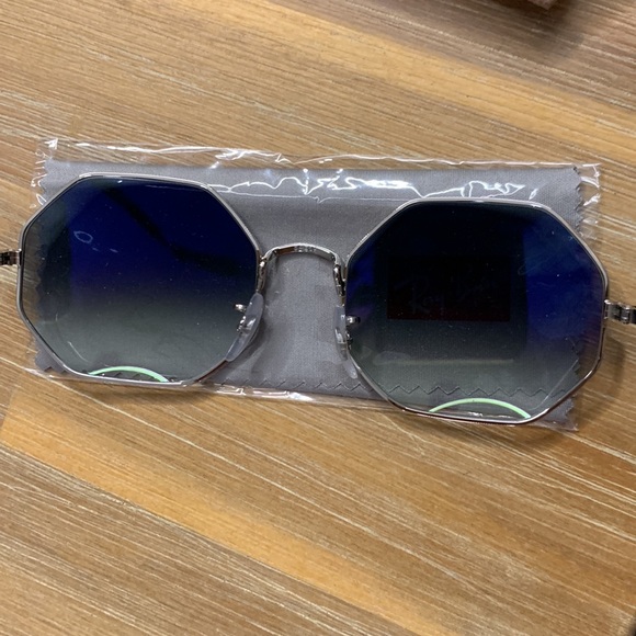 Ray.Ban polarized sunglasses - Picture 3 of 3